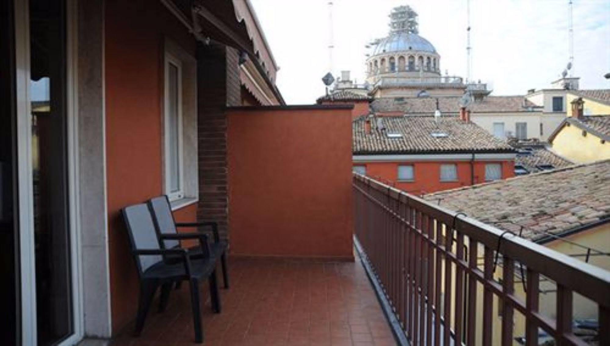 Hotel Torino Parma Exterior photo